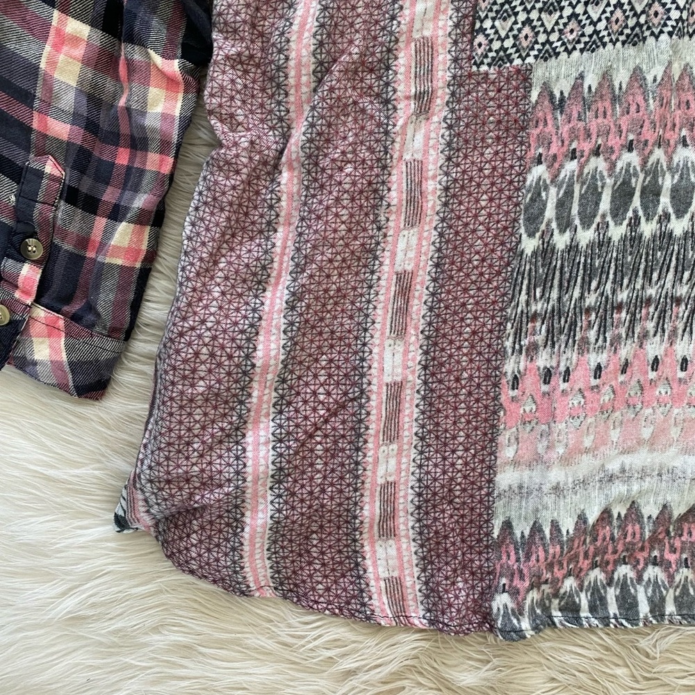 Tolani Pink Gray Plaid Print Back Button Front Tunic Top Relaxed Fit Shirt - Picture 9 of 10